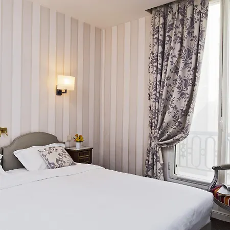 Hôtel Saint-Pétersbourg Opéra&Spa-3