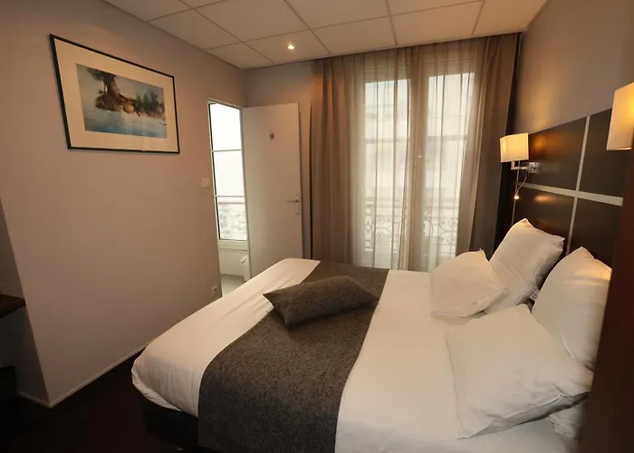 Hotel Des Trois Gares Parigi